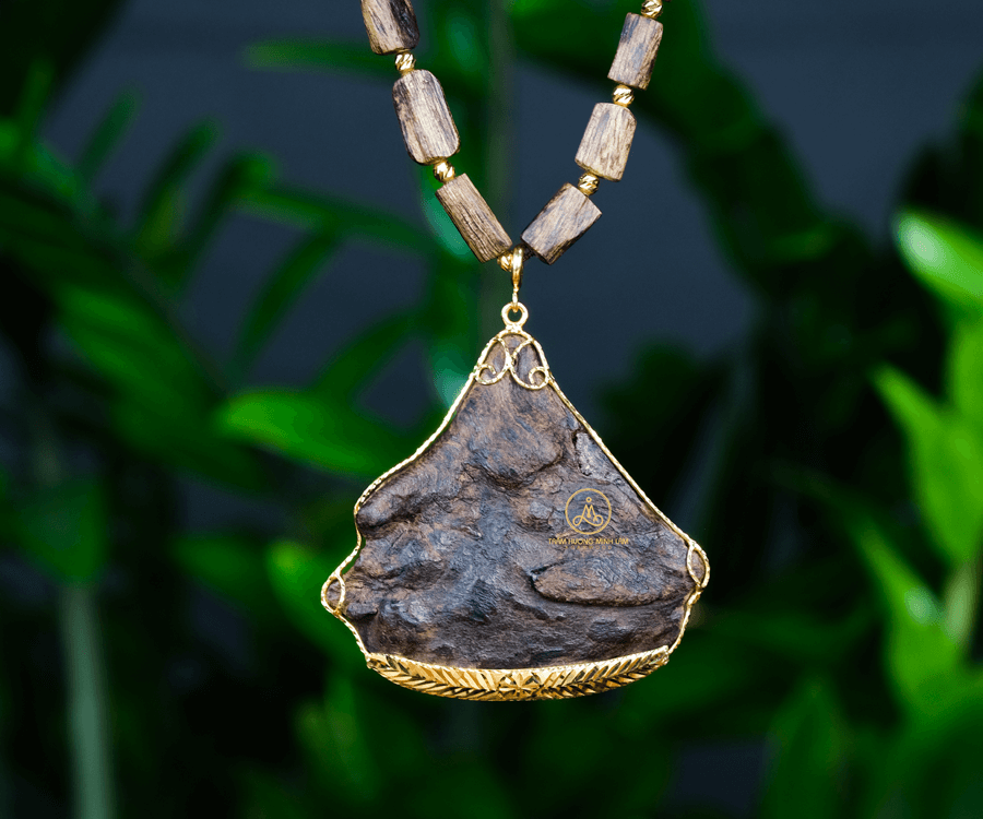 Trầm Hương Cao Cấp Dây Chuyền